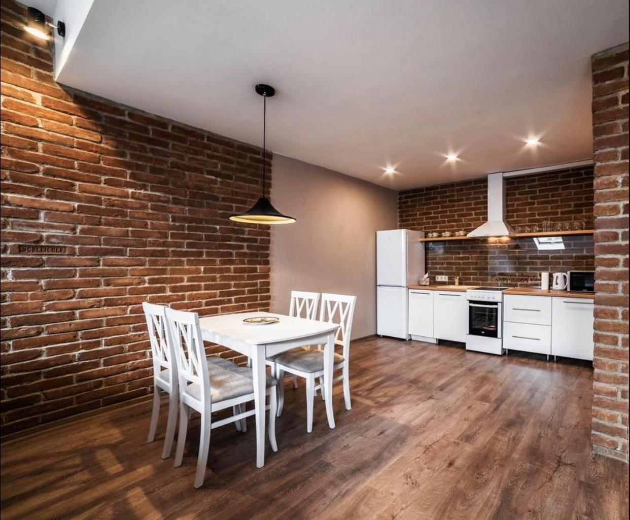 Apartment Ploscha Rynok Lviv Eksteriør billede